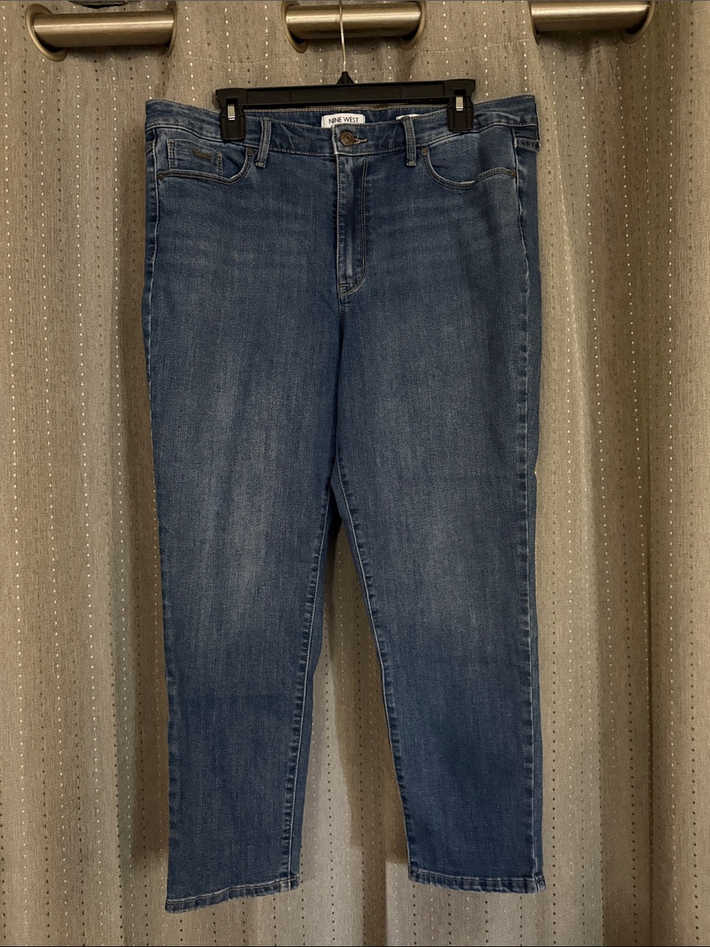 Nine West Gramercy Crop Jeans Size 14 Medium Wash